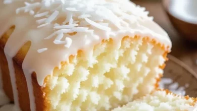 Bolo soneca de anjo com cobertura e bem fofinho