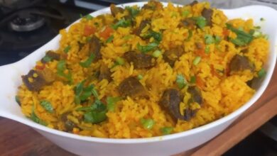 Maria Izabel, prato típico do Mato Grosso feito com arroz e carne seca