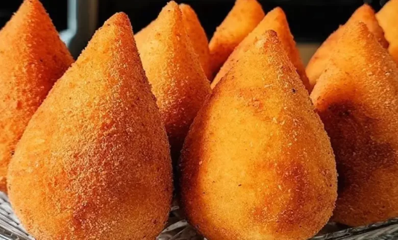 O Segredo da Coxinha Perfeita: 4 Dicas de Chefs para Massa e Empanamento Crocante