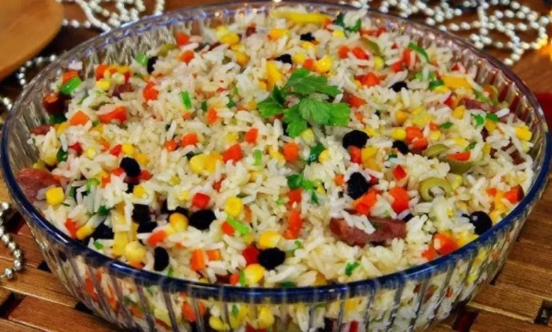 Receita de Arroz Natalino Fácil e Saboroso: O Acompanhamento Perfeito para 25 Pessoas