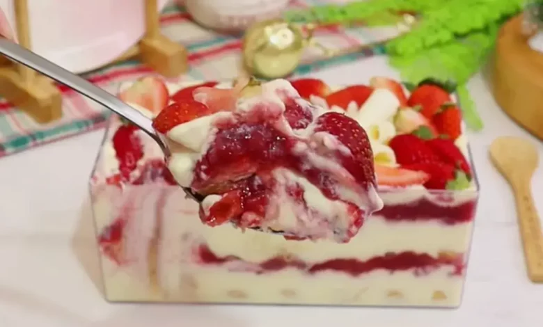 Pavê de Nata com Morango Rápido e cremoso para o Natal