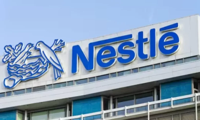 Anvisa proíbe lotes de fórmula infantil da Nestlé por toxina